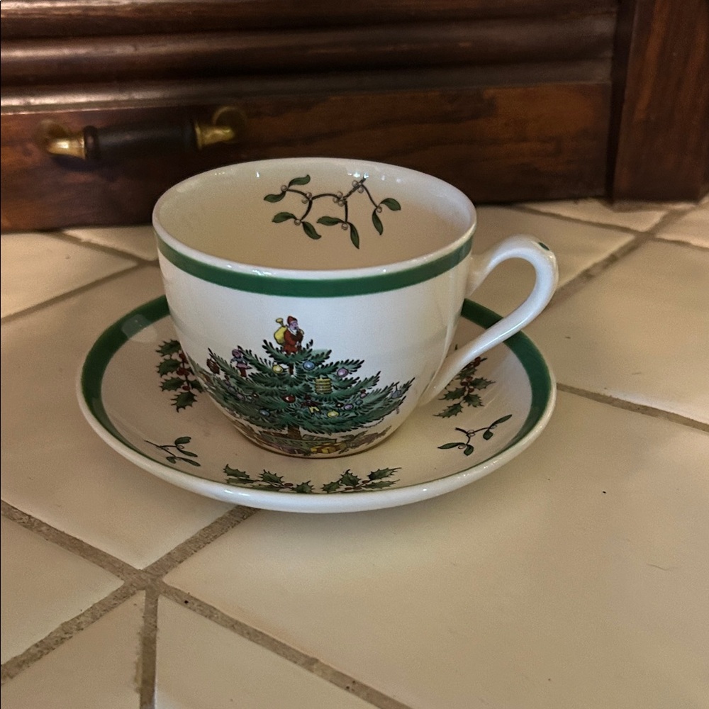 Christmas Tree Teacup and Saucer Set